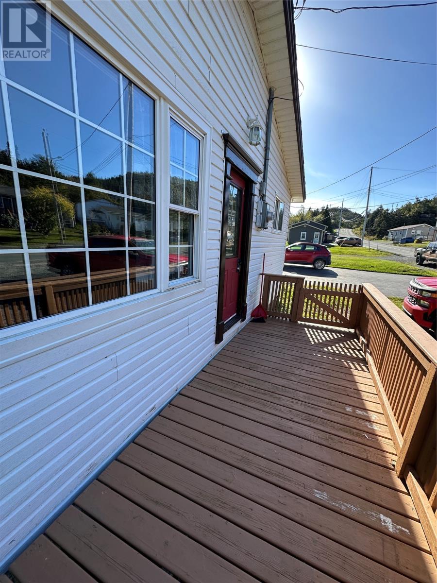 189 Ferndale Road Property Photo 6