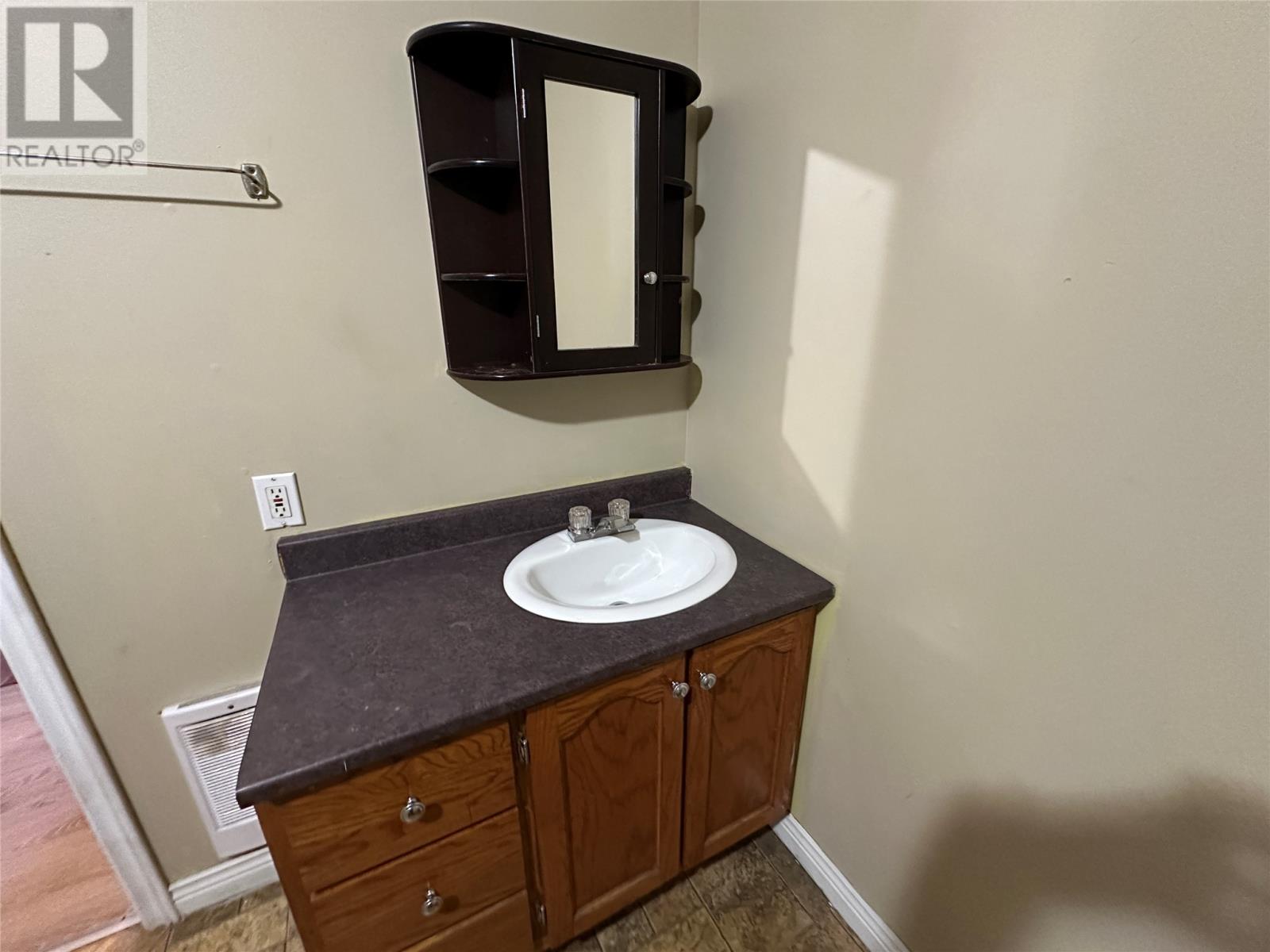 189 Ferndale Road Property Photo 15