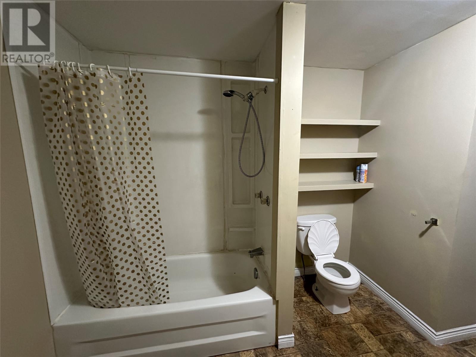 189 Ferndale Road Property Photo 16