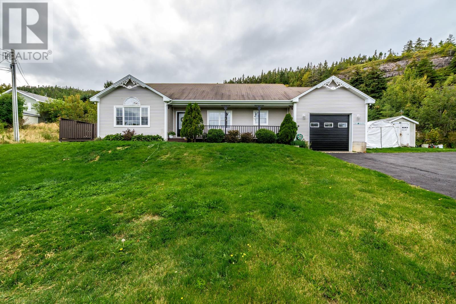 443 Wind Gap Road Property Photo 10
