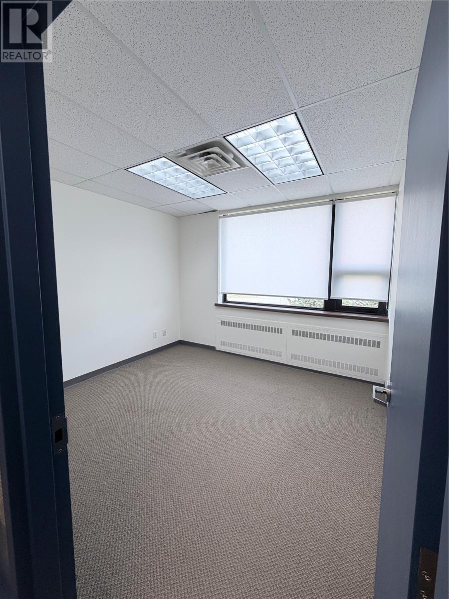 1 Crosbie Place Unit#202 Property Photo 21
