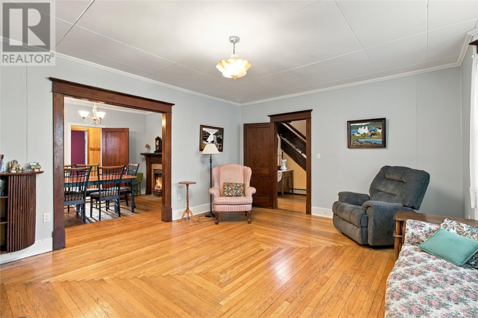 55 Newtown Road Property Photo 9
