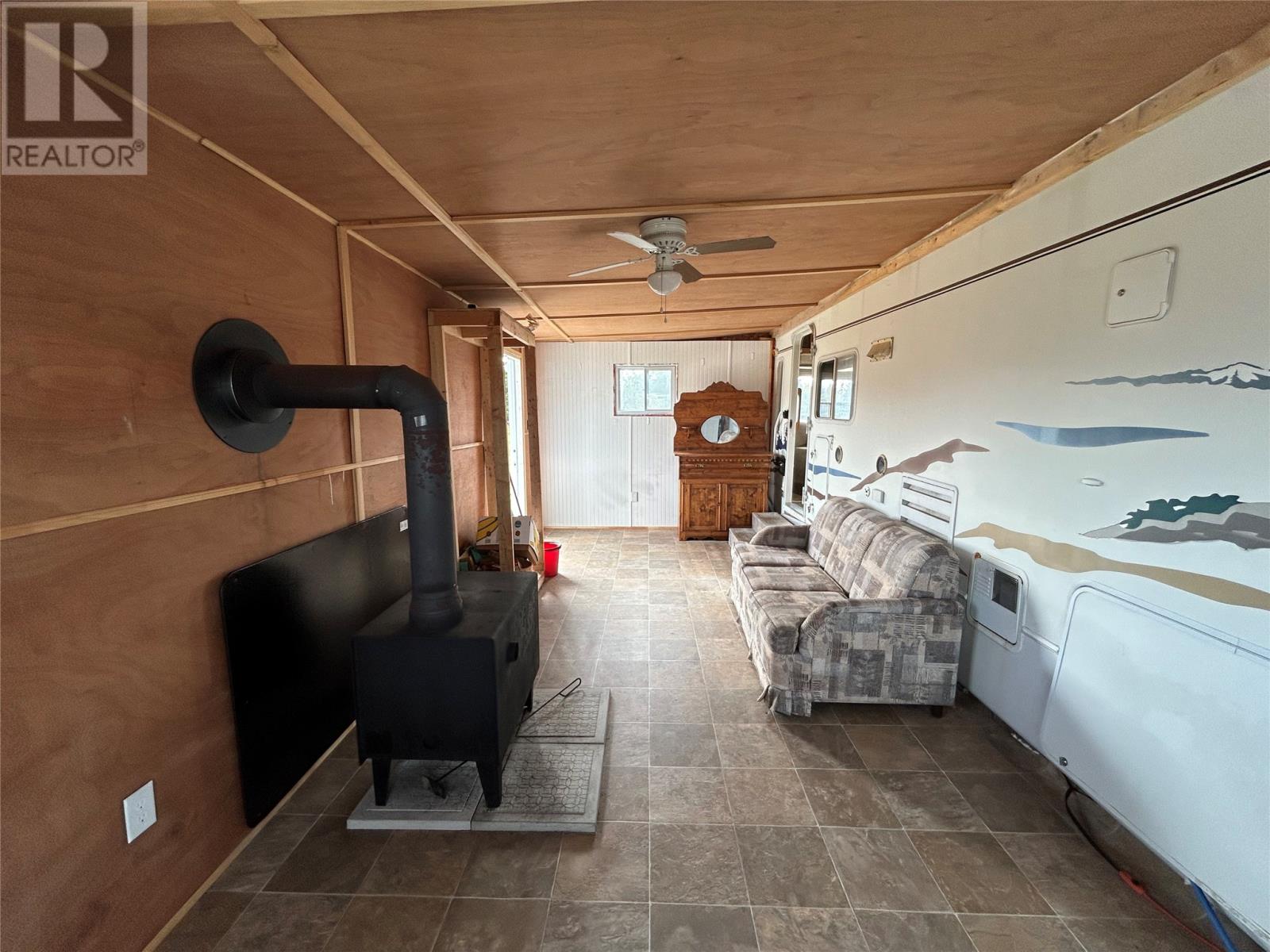 13 Junction Road Property Photo 8
