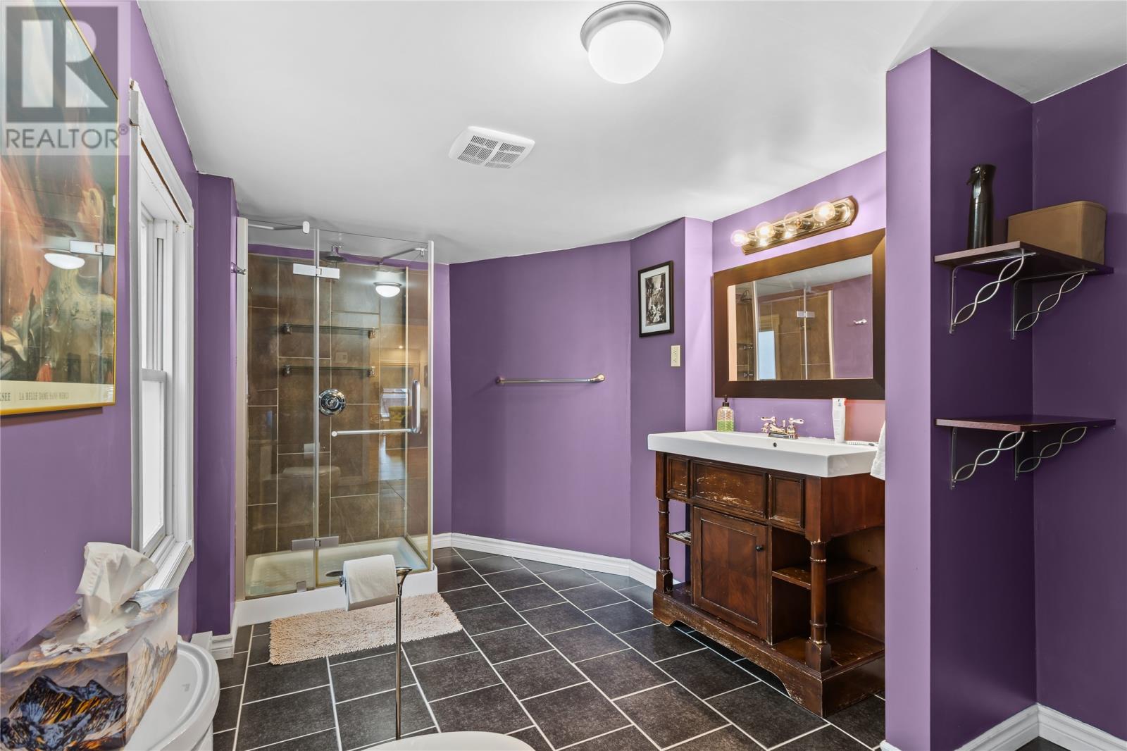 176 Gower Street Property Photo 33