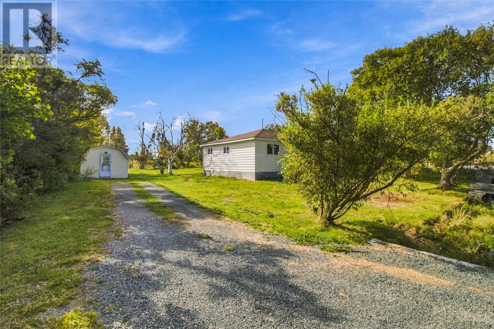 189 Quigleys Line Property Photo 16