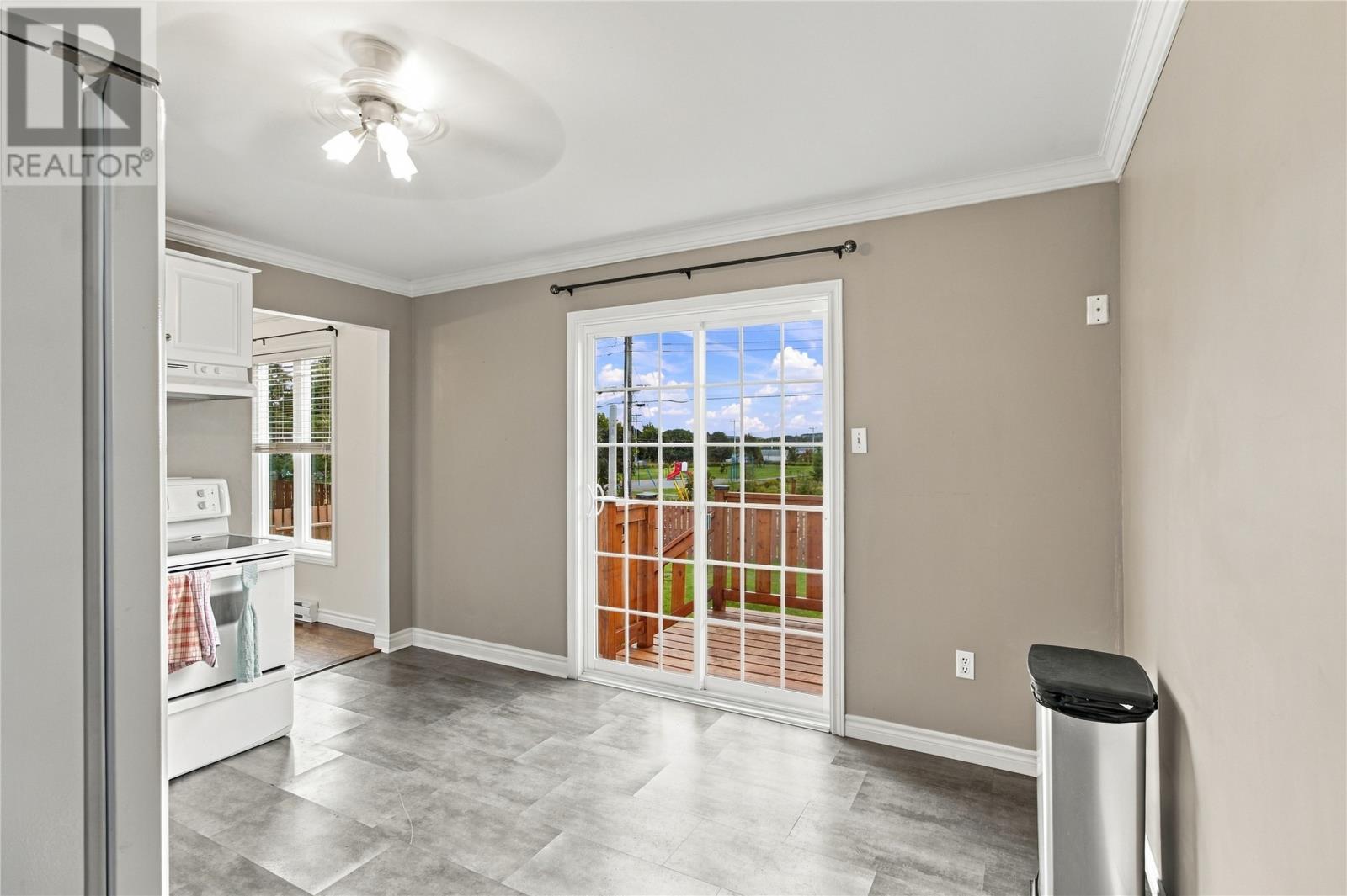 10 Clevedon Crescent Property Photo 8
