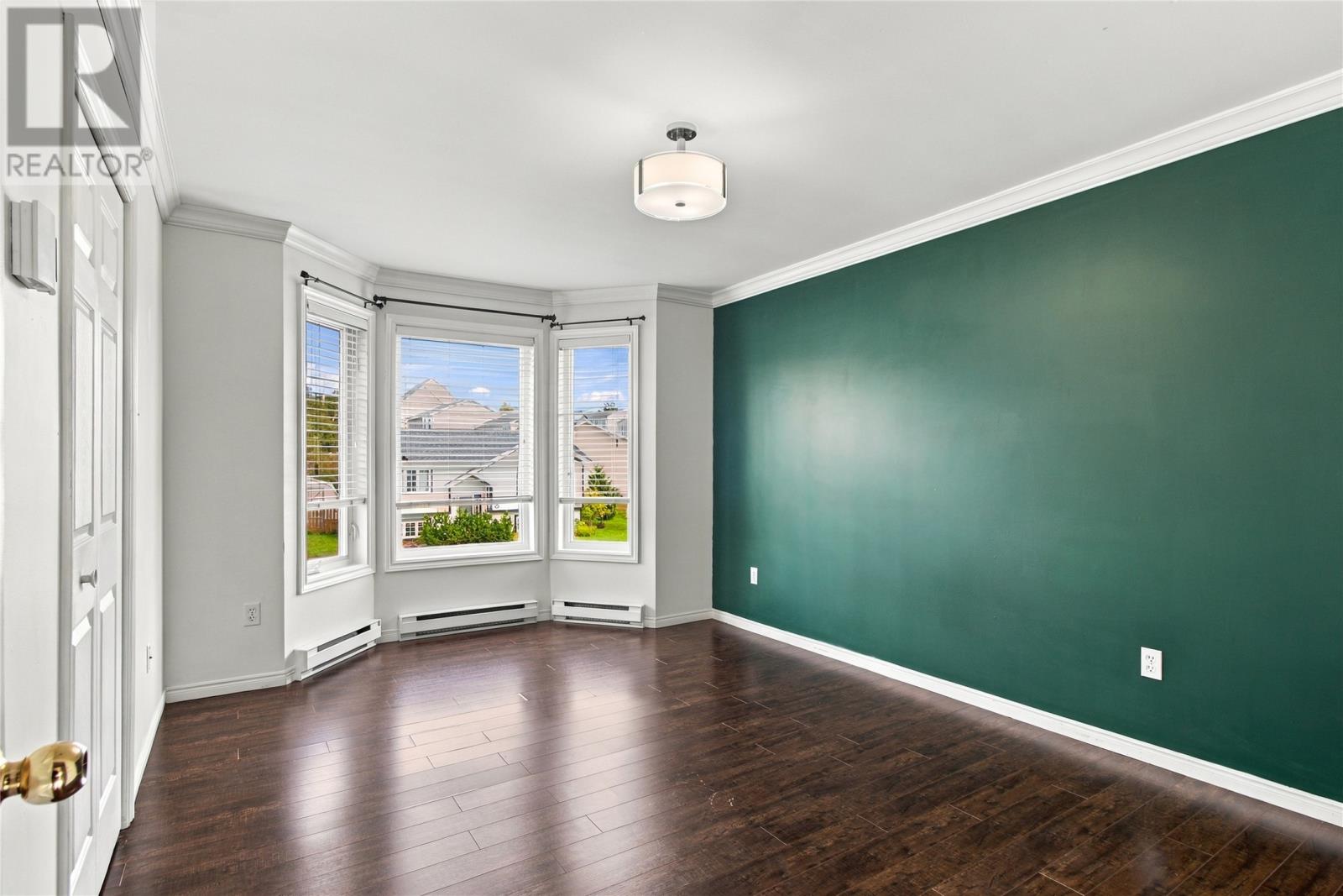 10 Clevedon Crescent Property Photo 11