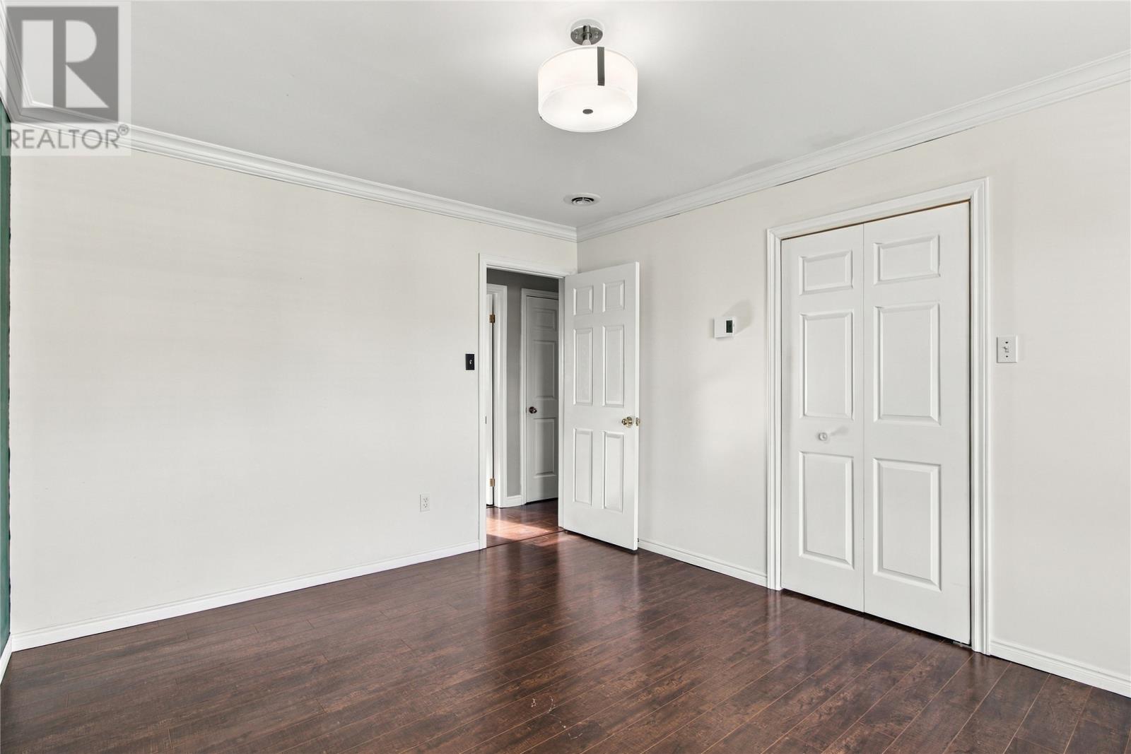 10 Clevedon Crescent Property Photo 12