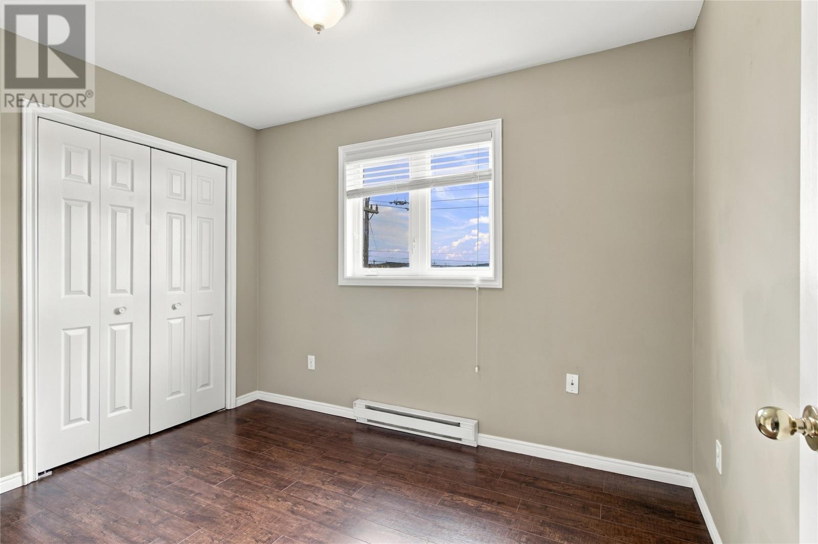 10 Clevedon Crescent Property Photo 15