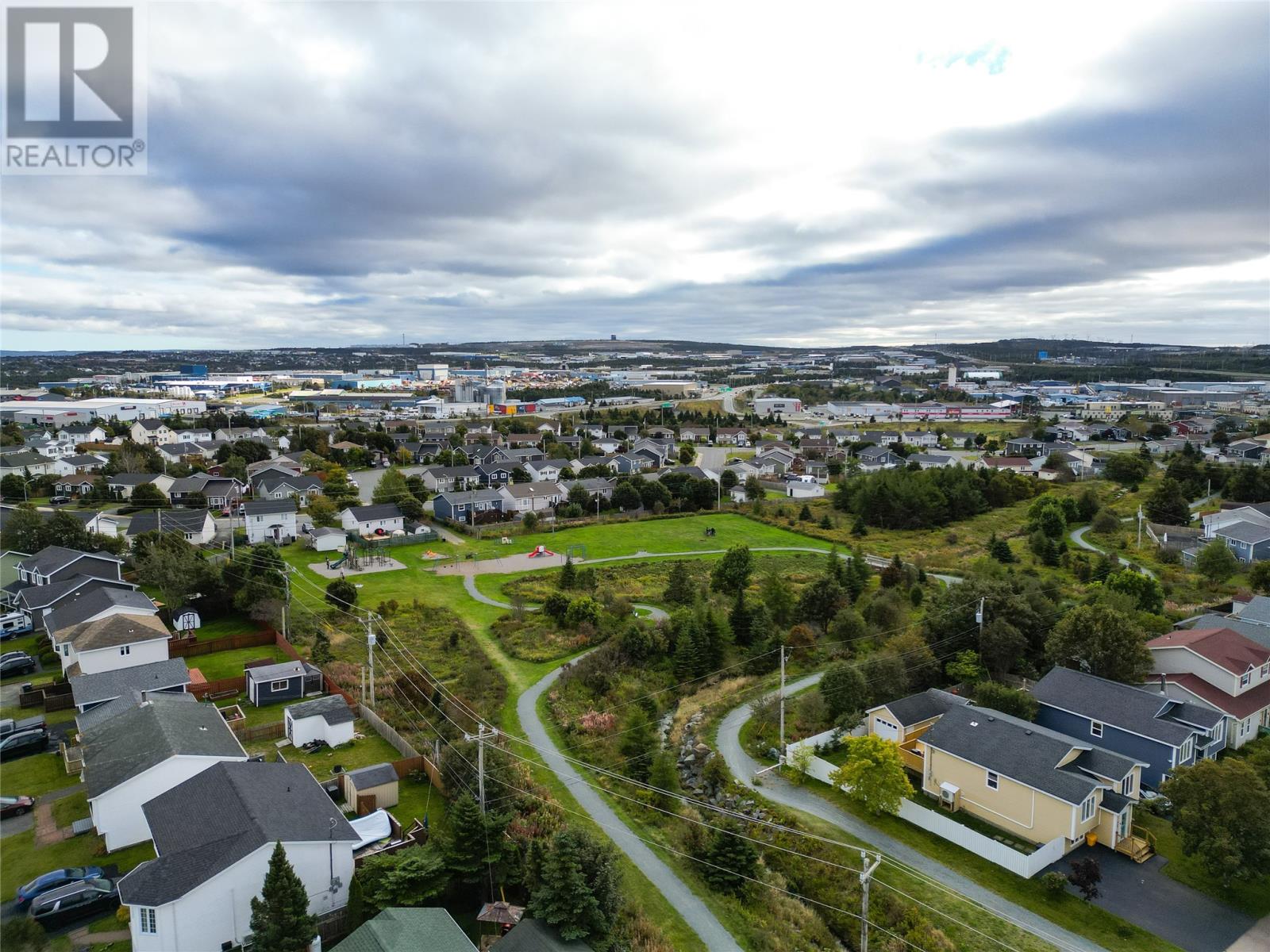 10 Clevedon Crescent Property Photo 36