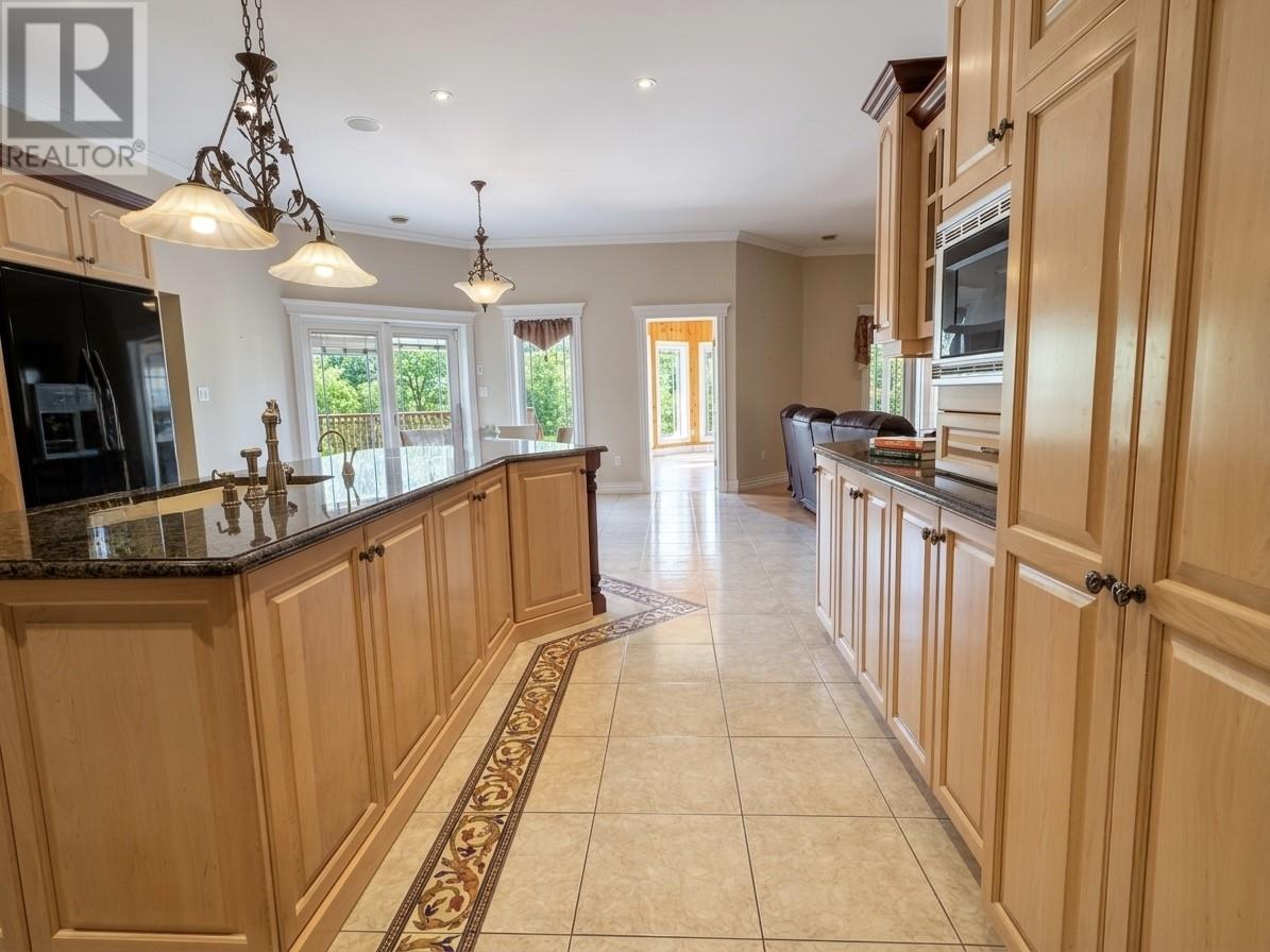 6 Tamarack Street Property Photo 15