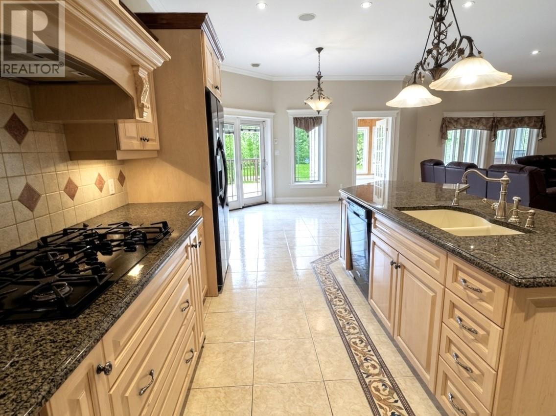 6 Tamarack Street Property Photo 18