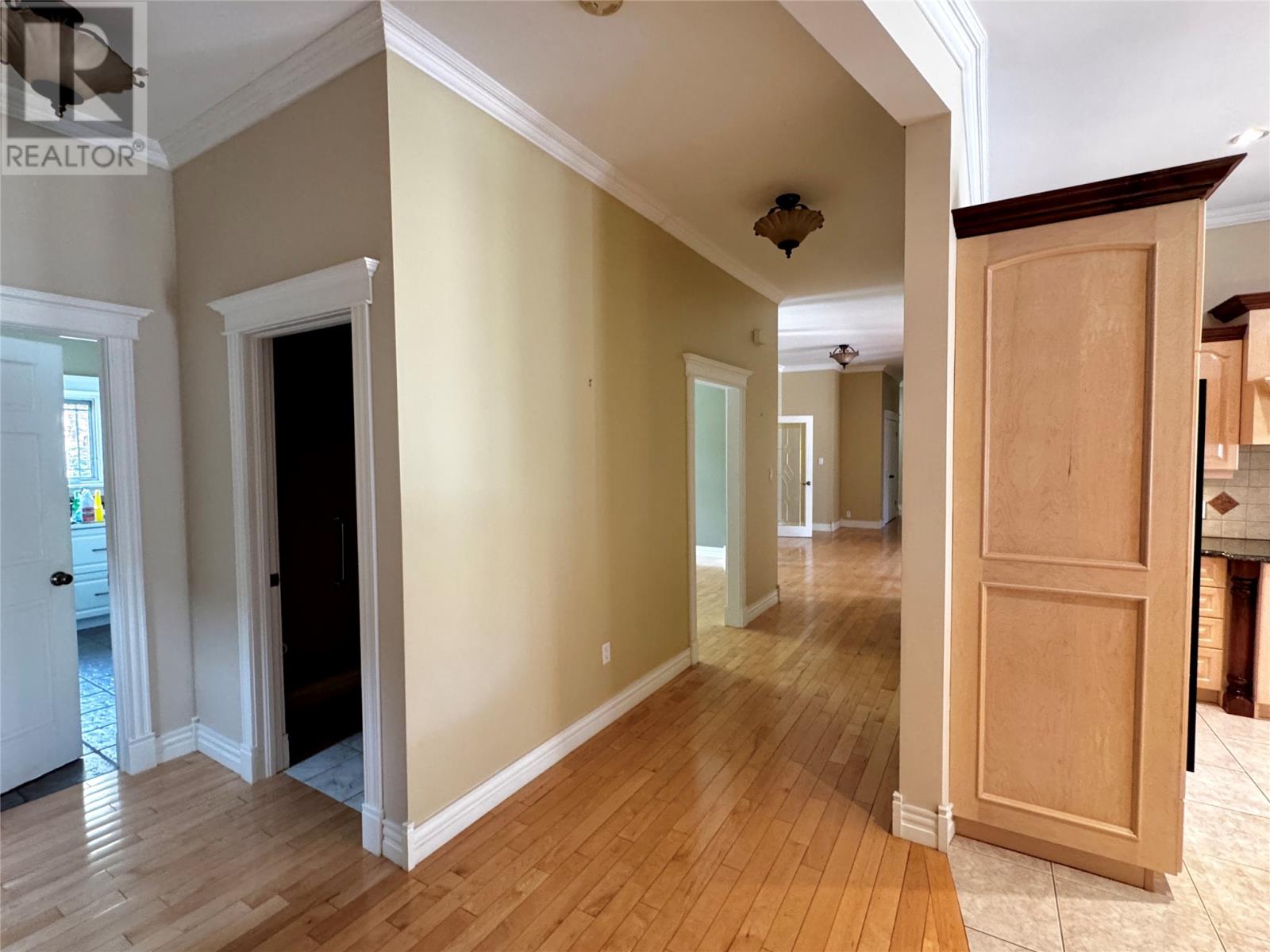 6 Tamarack Street Property Photo 23