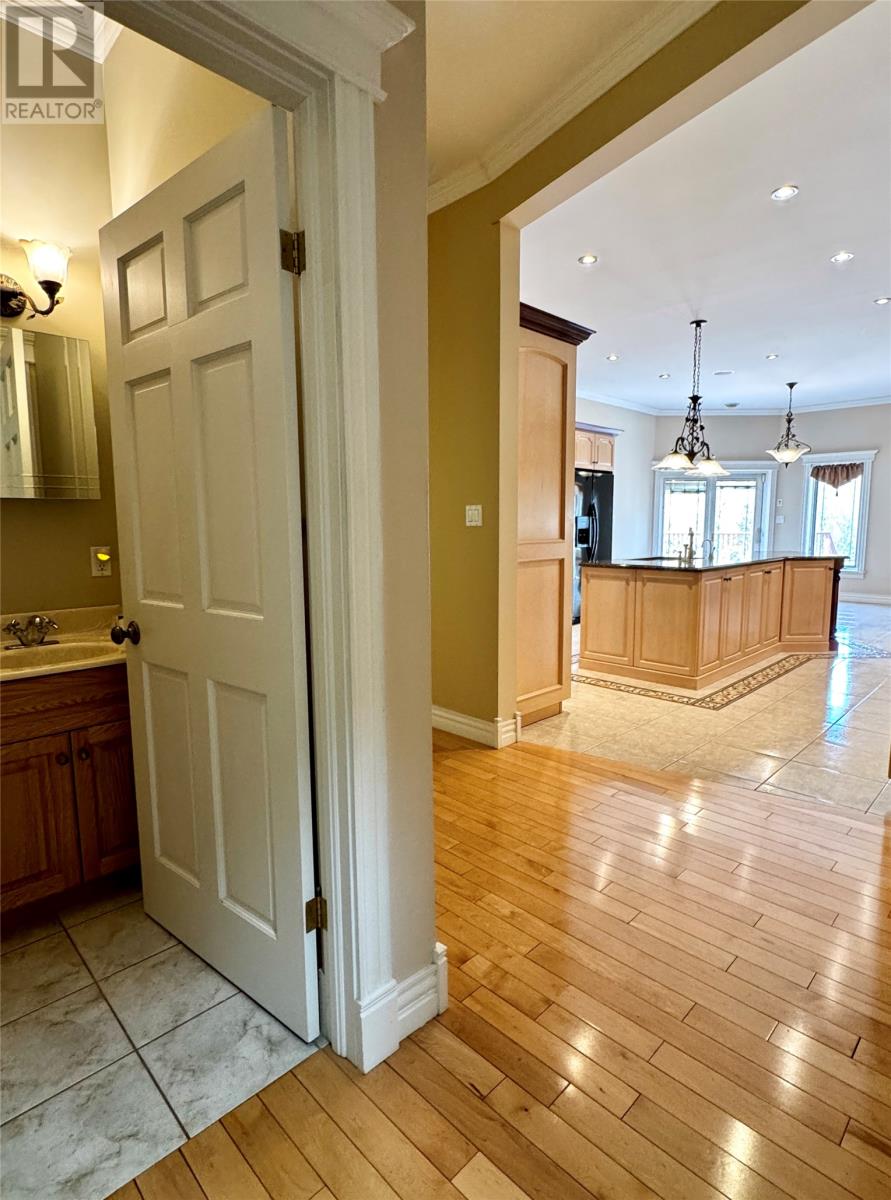 6 Tamarack Street Property Photo 24
