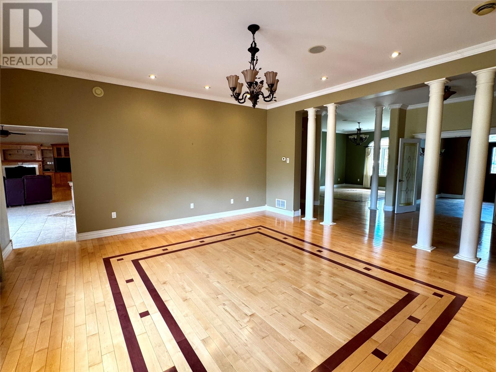 6 Tamarack Street Property Photo 35