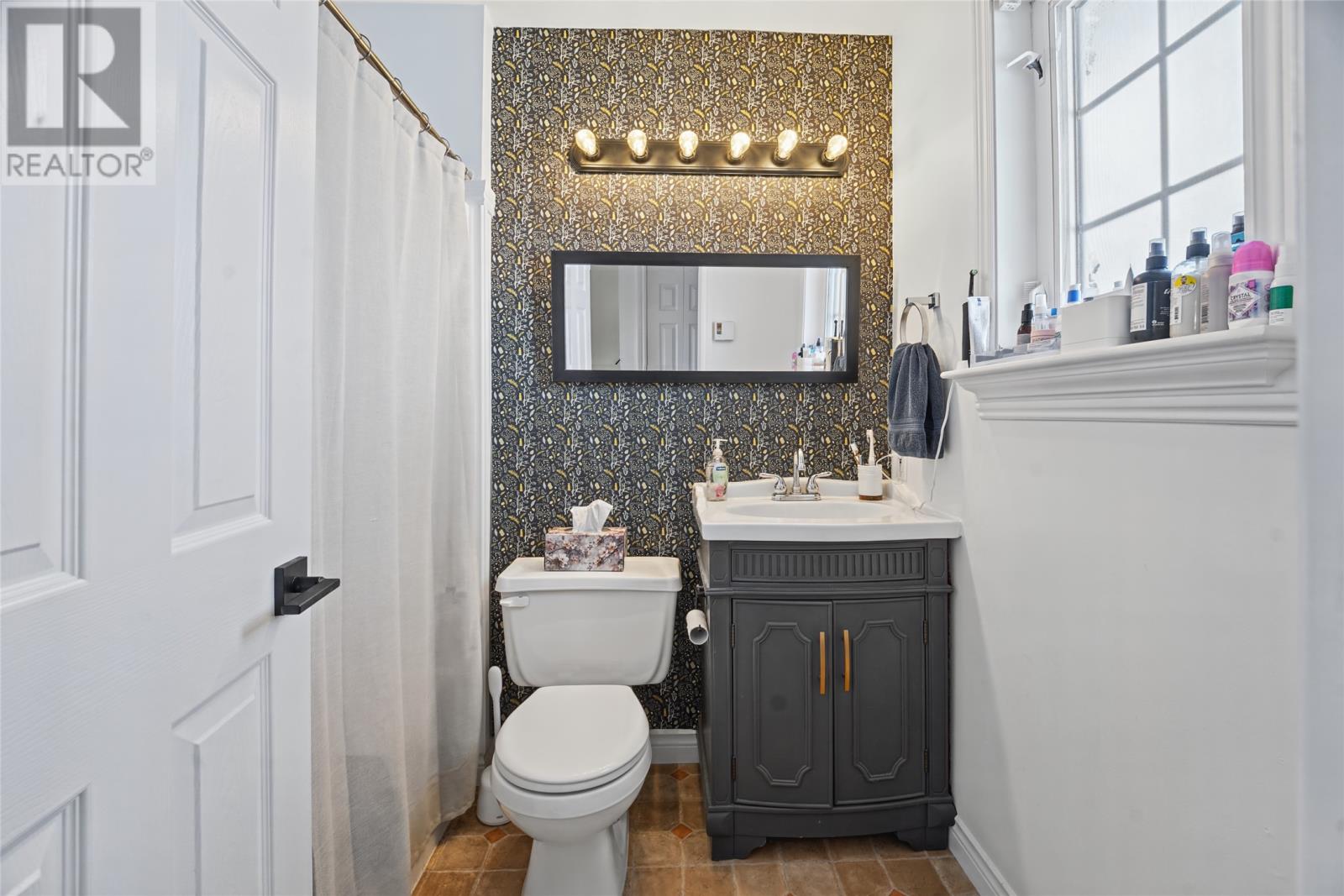 6 Ricketts Road Property Photo 14