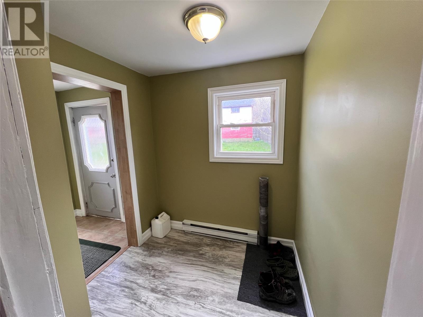 10-12 Hill Avenue Property Photo 3