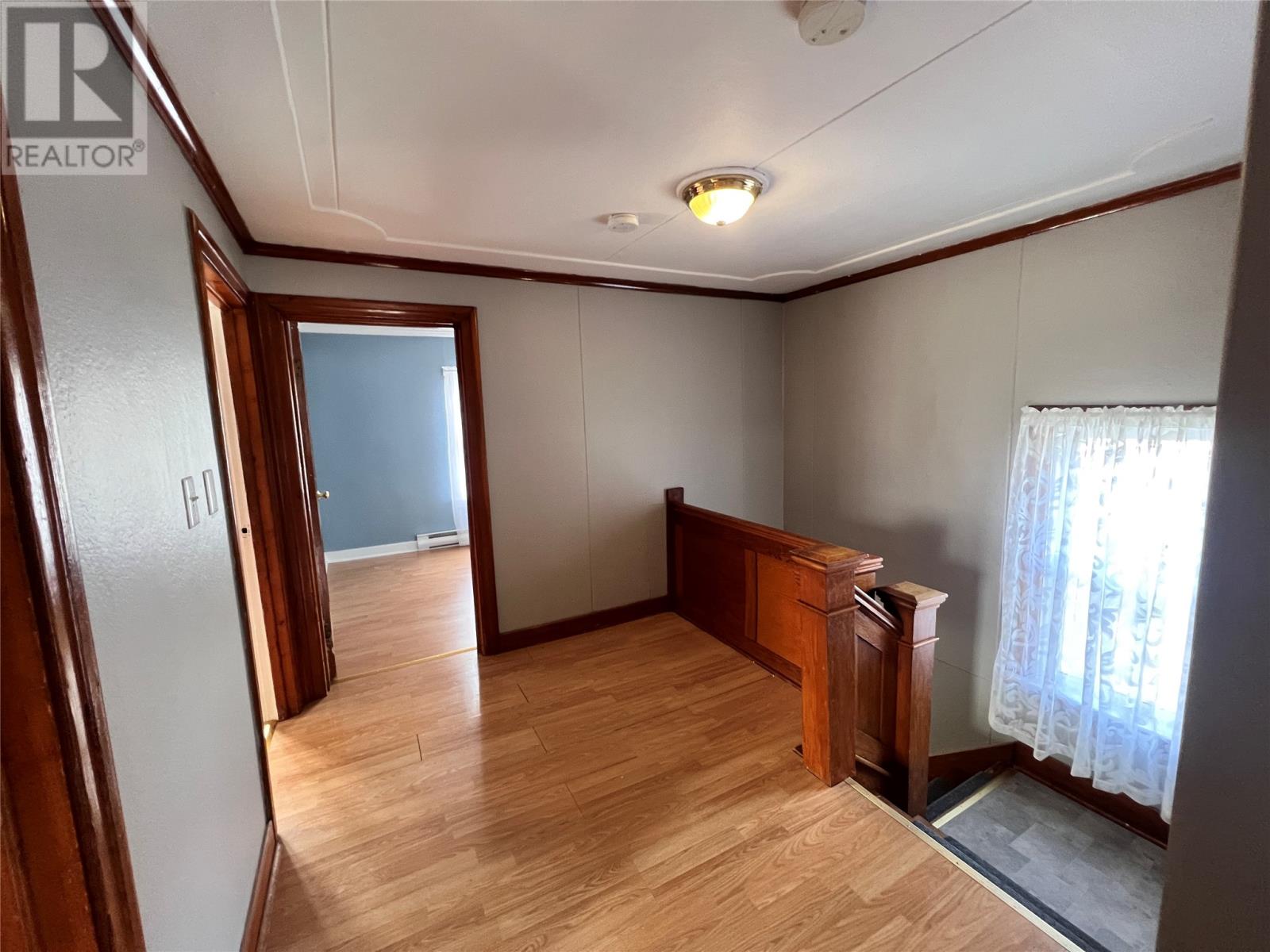 10-12 Hill Avenue Property Photo 10