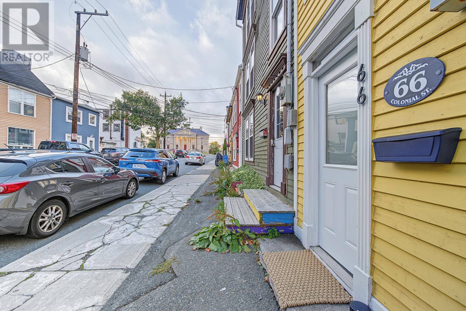 66 Colonial Street Property Photo 9