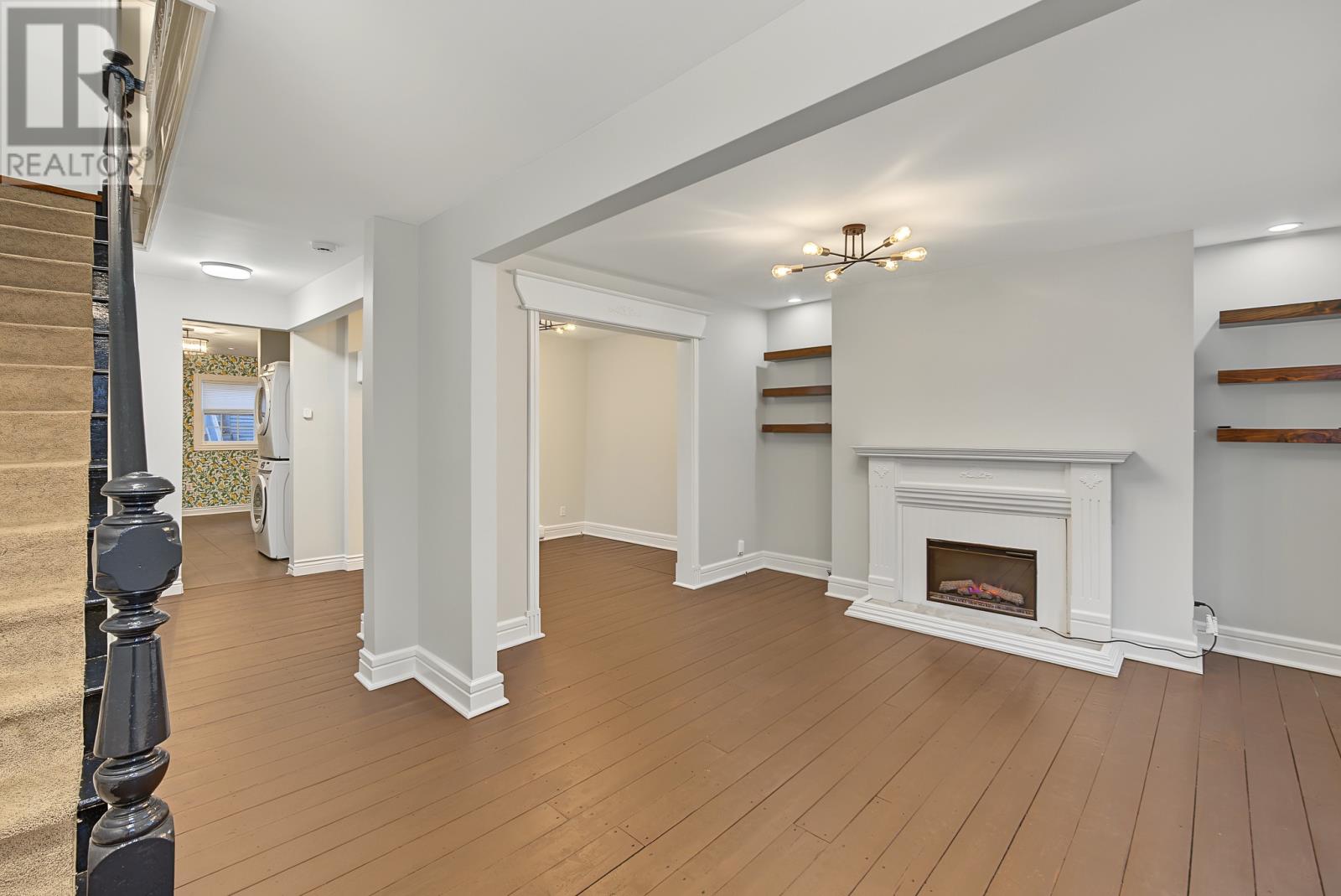 66 Colonial Street Property Photo 12