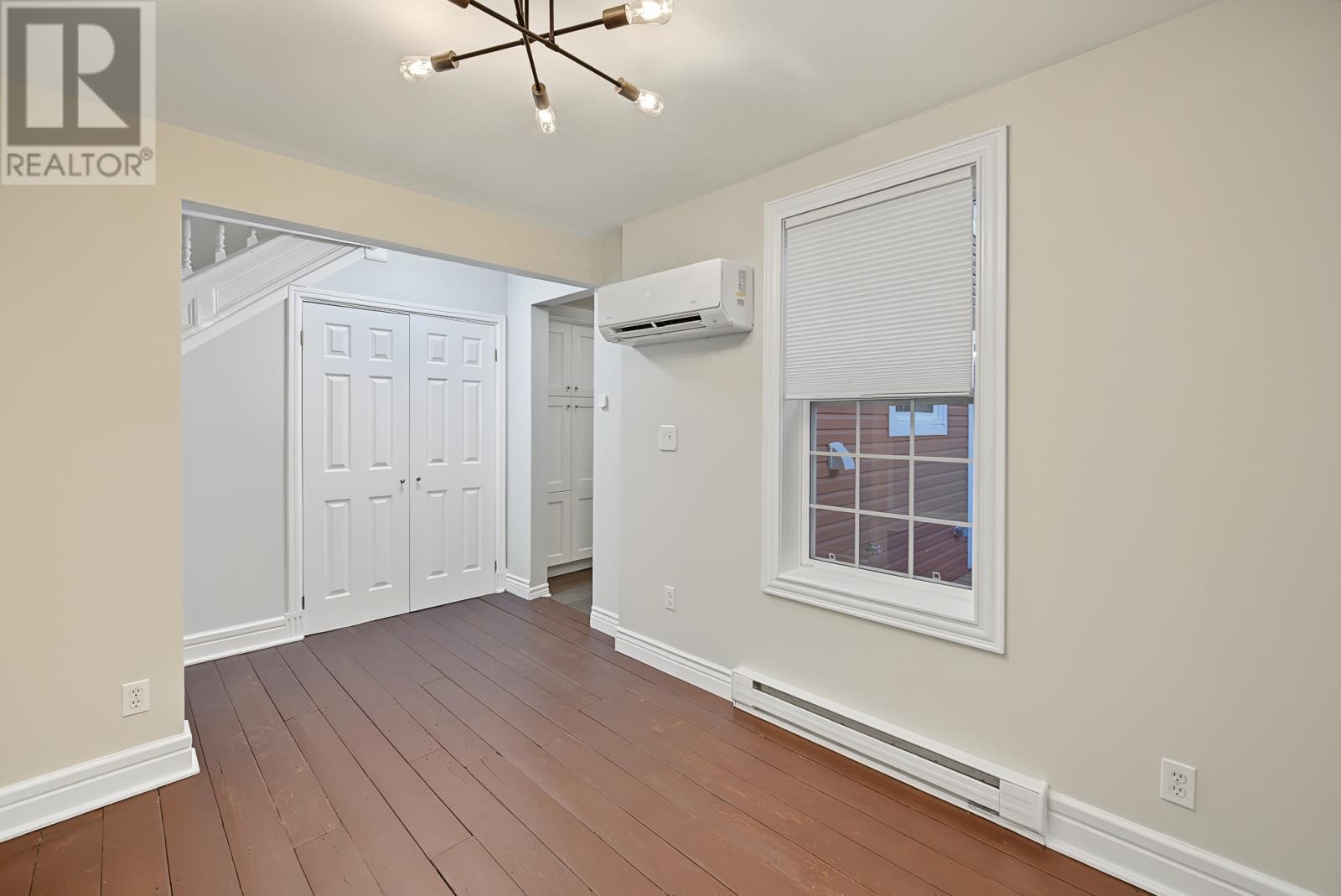 66 Colonial Street Property Photo 16