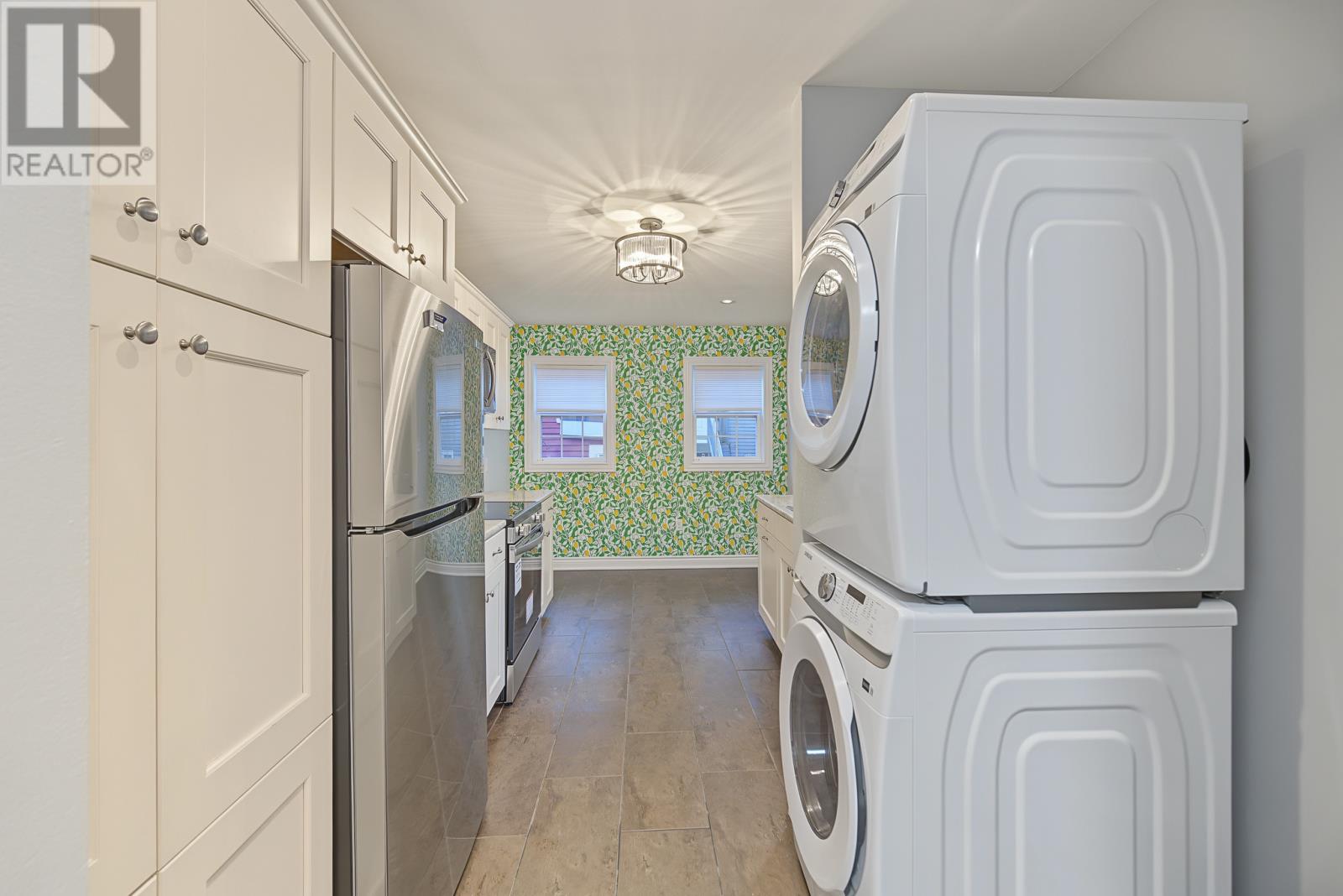66 Colonial Street Property Photo 17