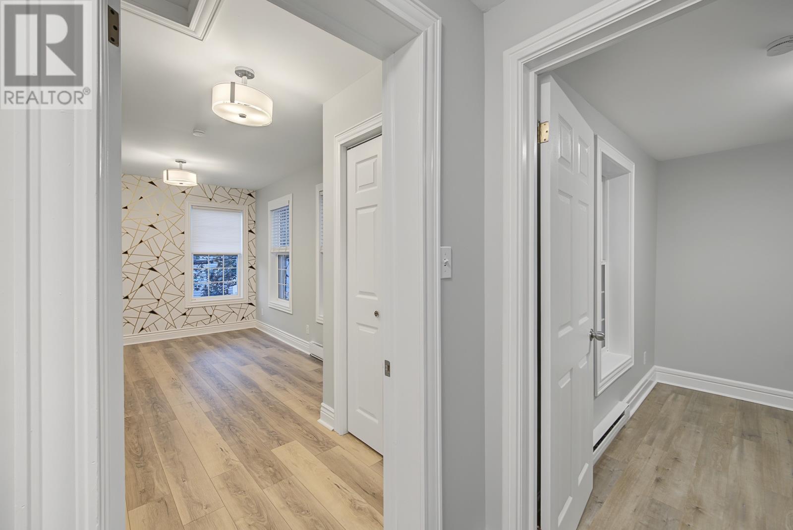 66 Colonial Street Property Photo 25