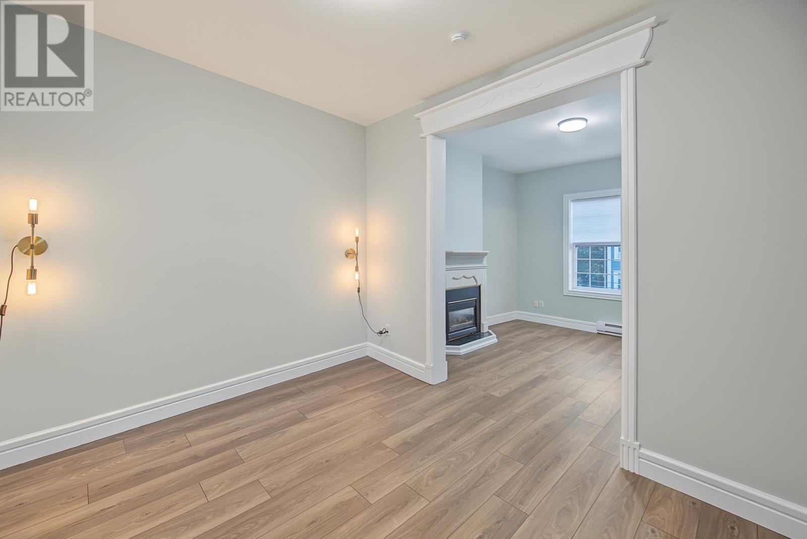 66 Colonial Street Property Photo 35