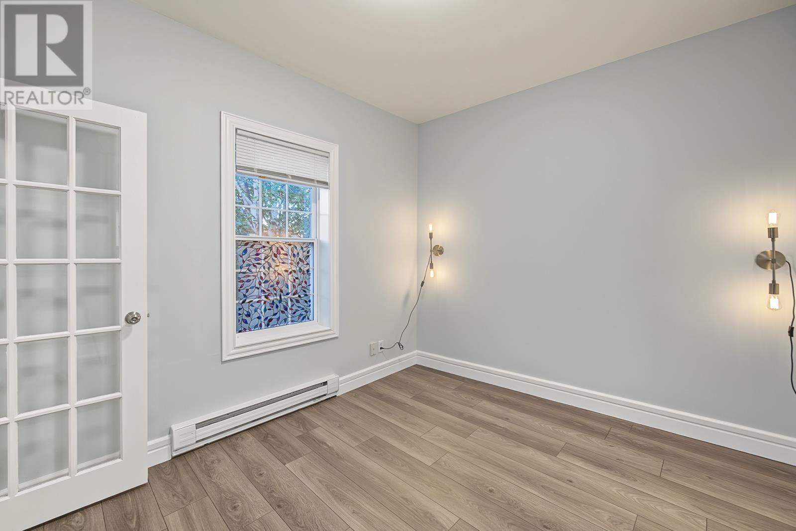 66 Colonial Street Property Photo 36