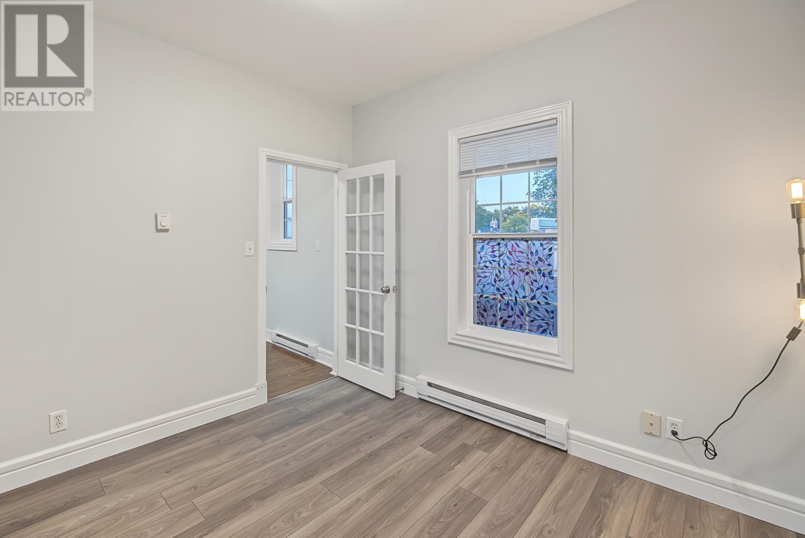 66 Colonial Street Property Photo 38