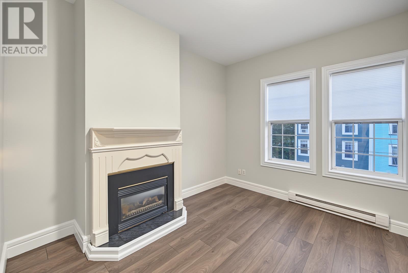 66 Colonial Street Property Photo 40