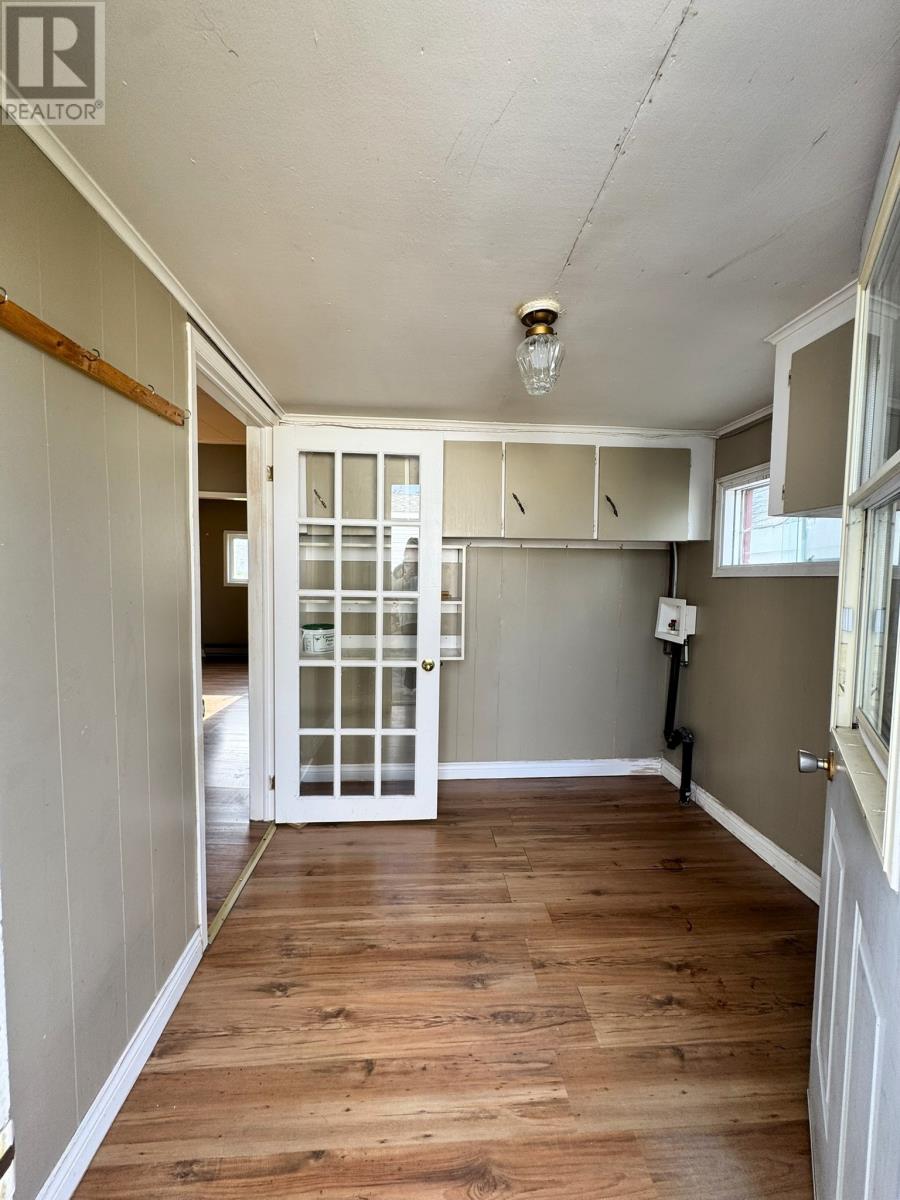 113 Midland Row Property Photo 4