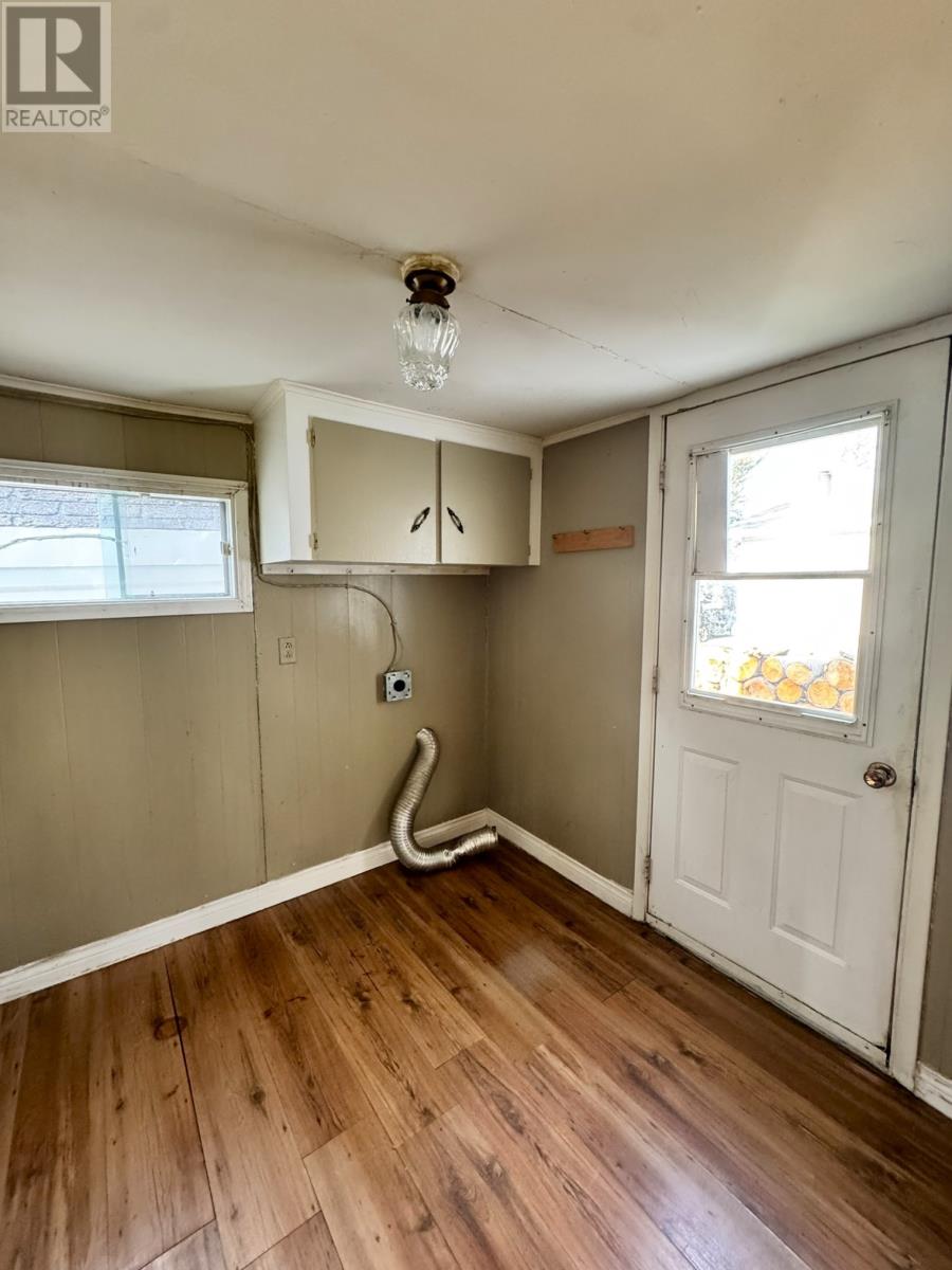113 Midland Row Property Photo 5