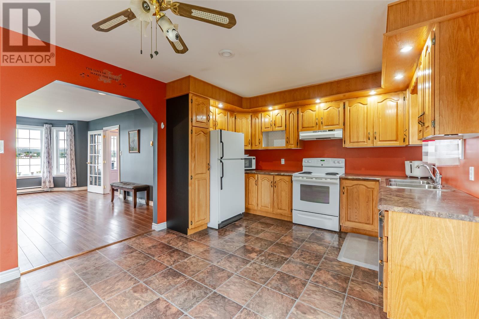 214 George Mercer Drive Property Photo 13