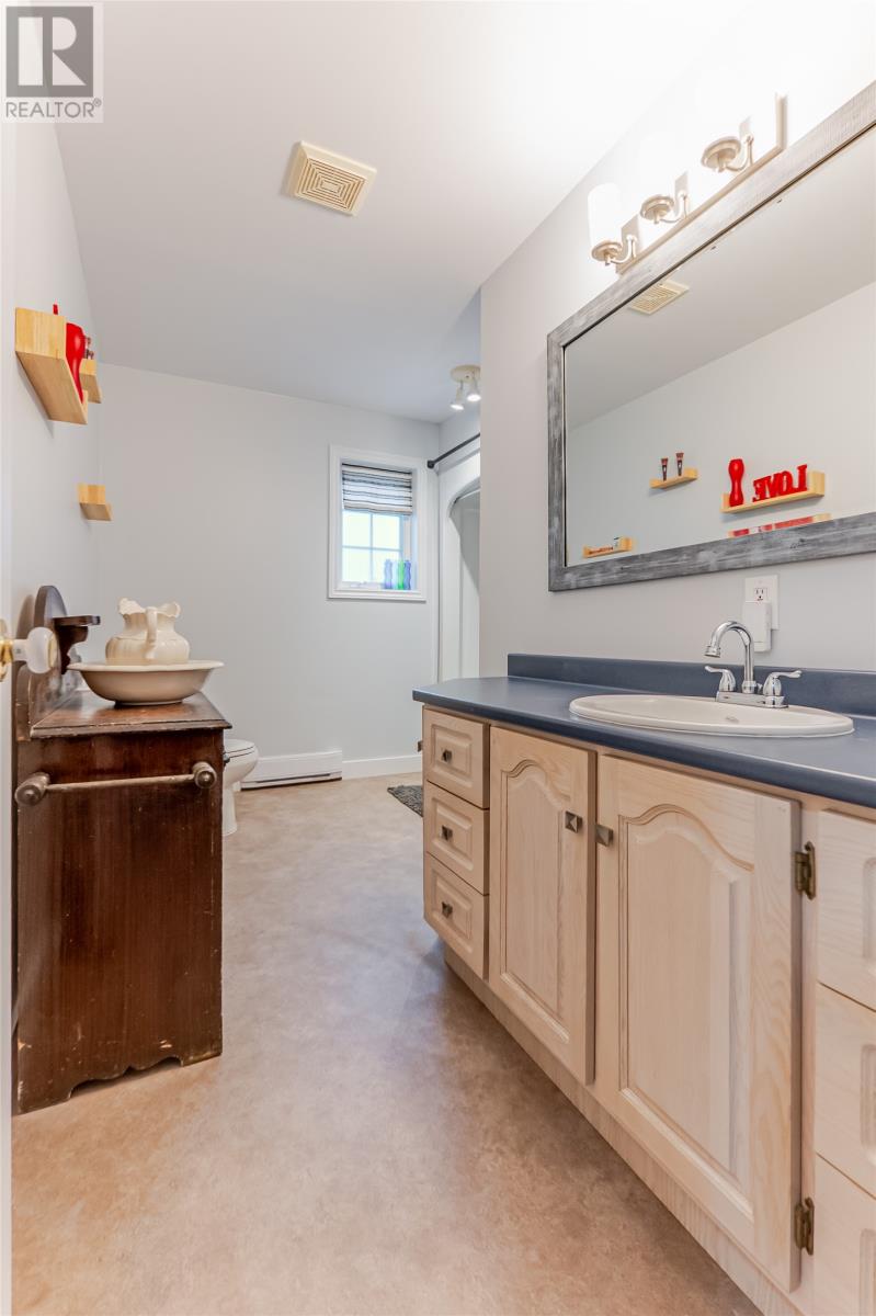 214 George Mercer Drive Property Photo 17
