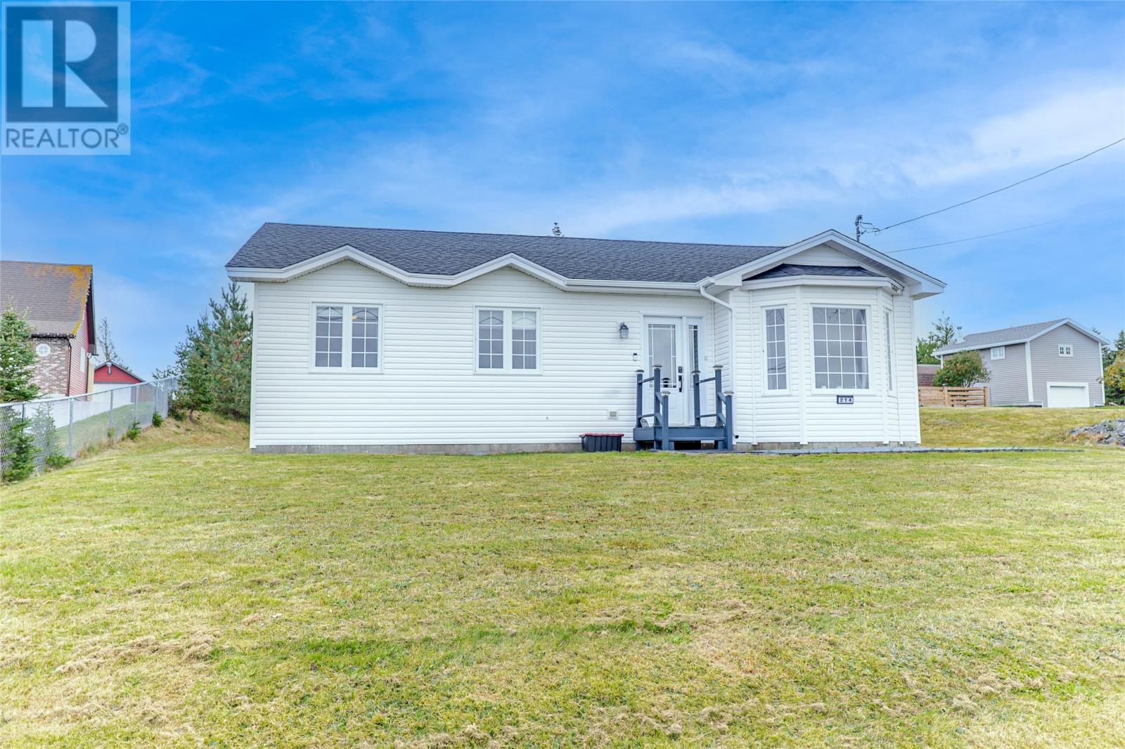 214 George Mercer Drive Property Photo 32