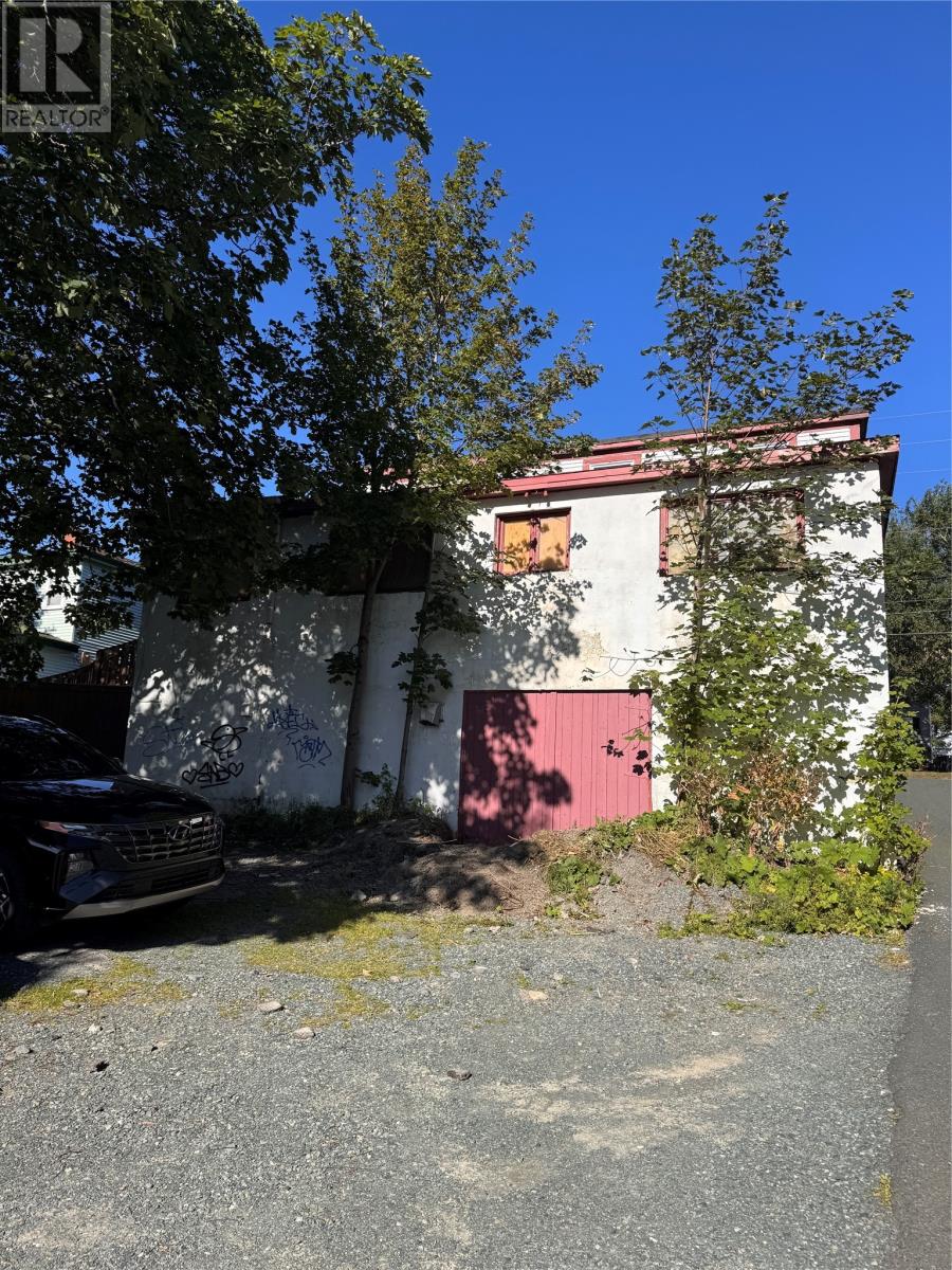 325 Hamilton Avenue Property Photo 7
