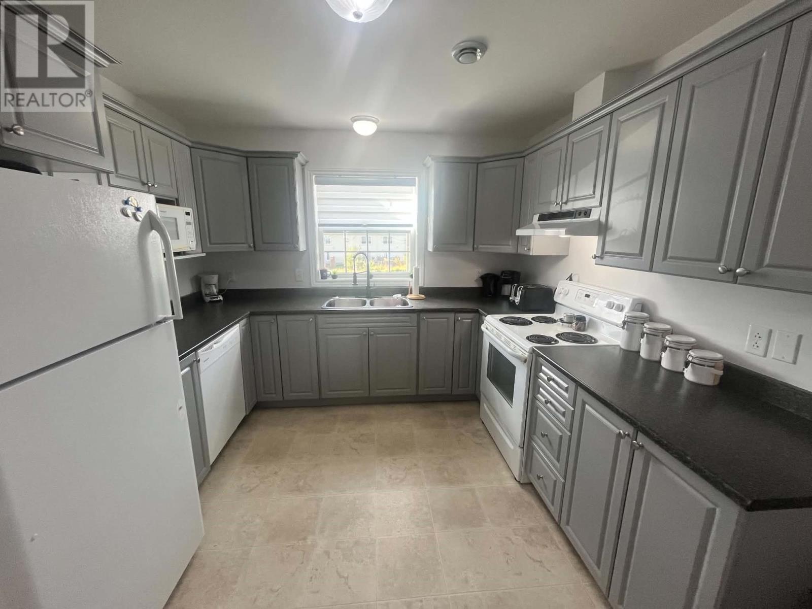 3 Mcgregor Lane Property Photo 6