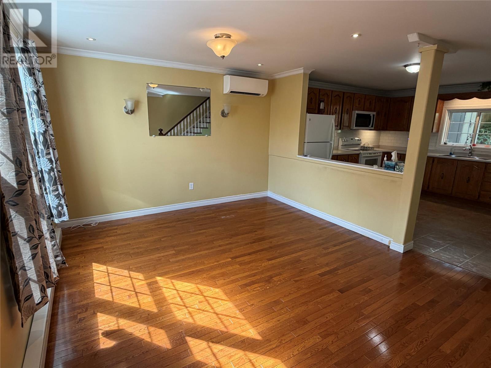 30 Monroe Street Property Photo 4