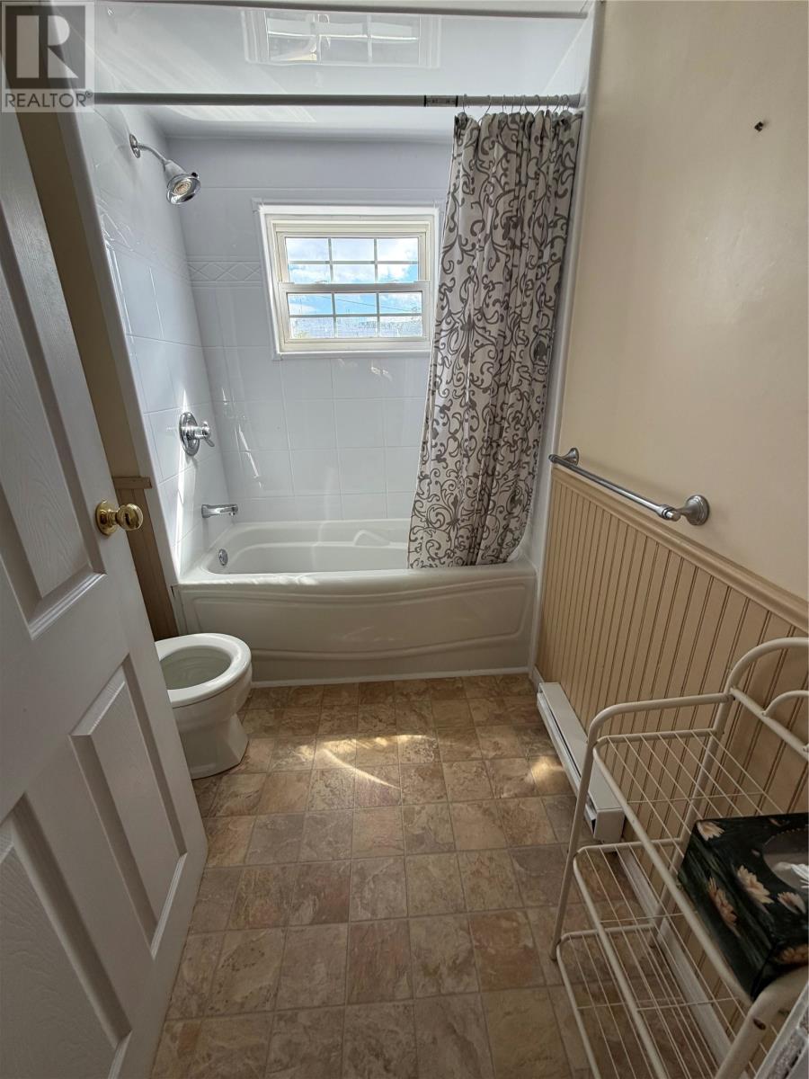 30 Monroe Street Property Photo 17