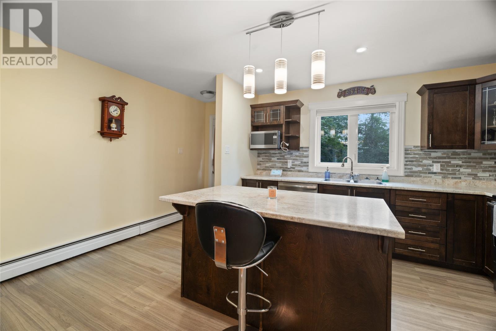 84 Park Avenue Property Photo 5