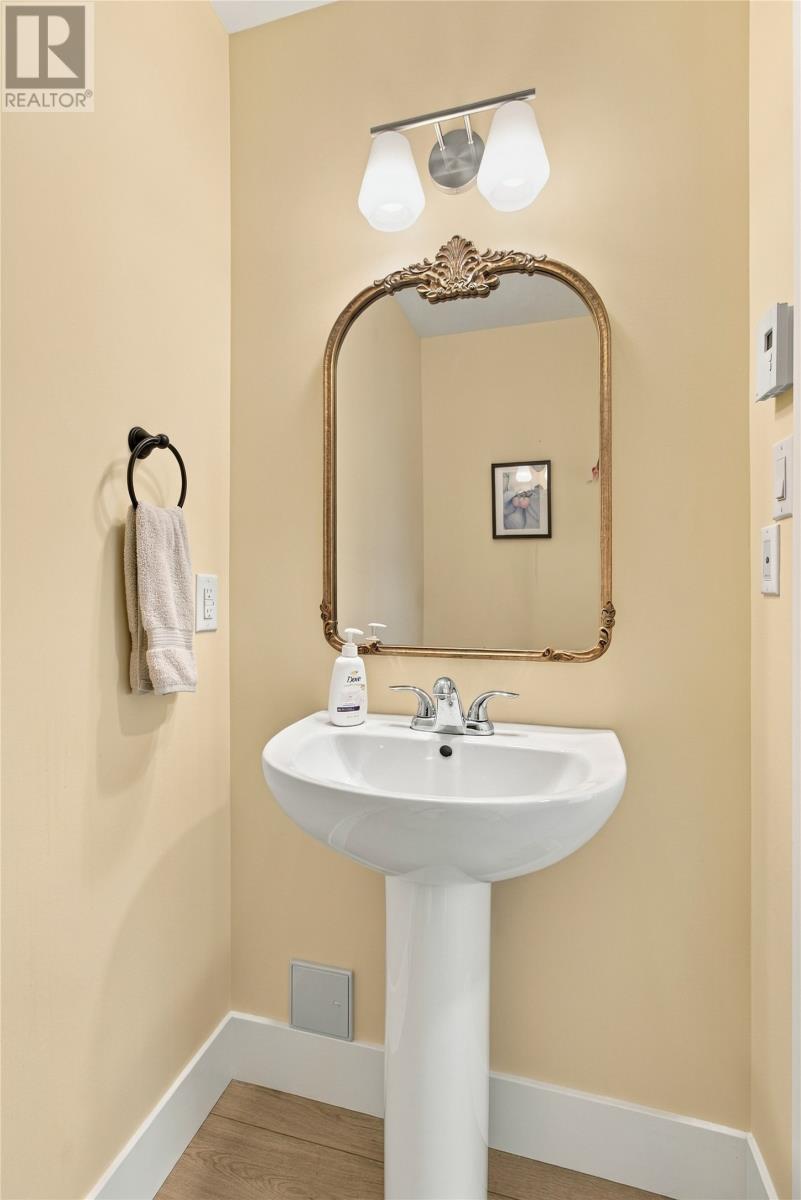 58 Lilac Crescent Property Photo 14