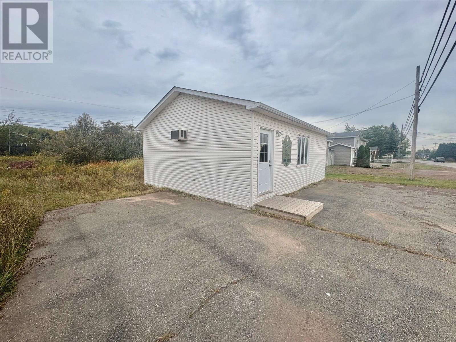530 Main Street Property Photo 4