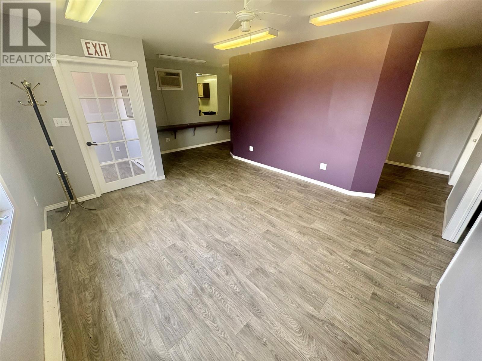 530 Main Street Property Photo 15