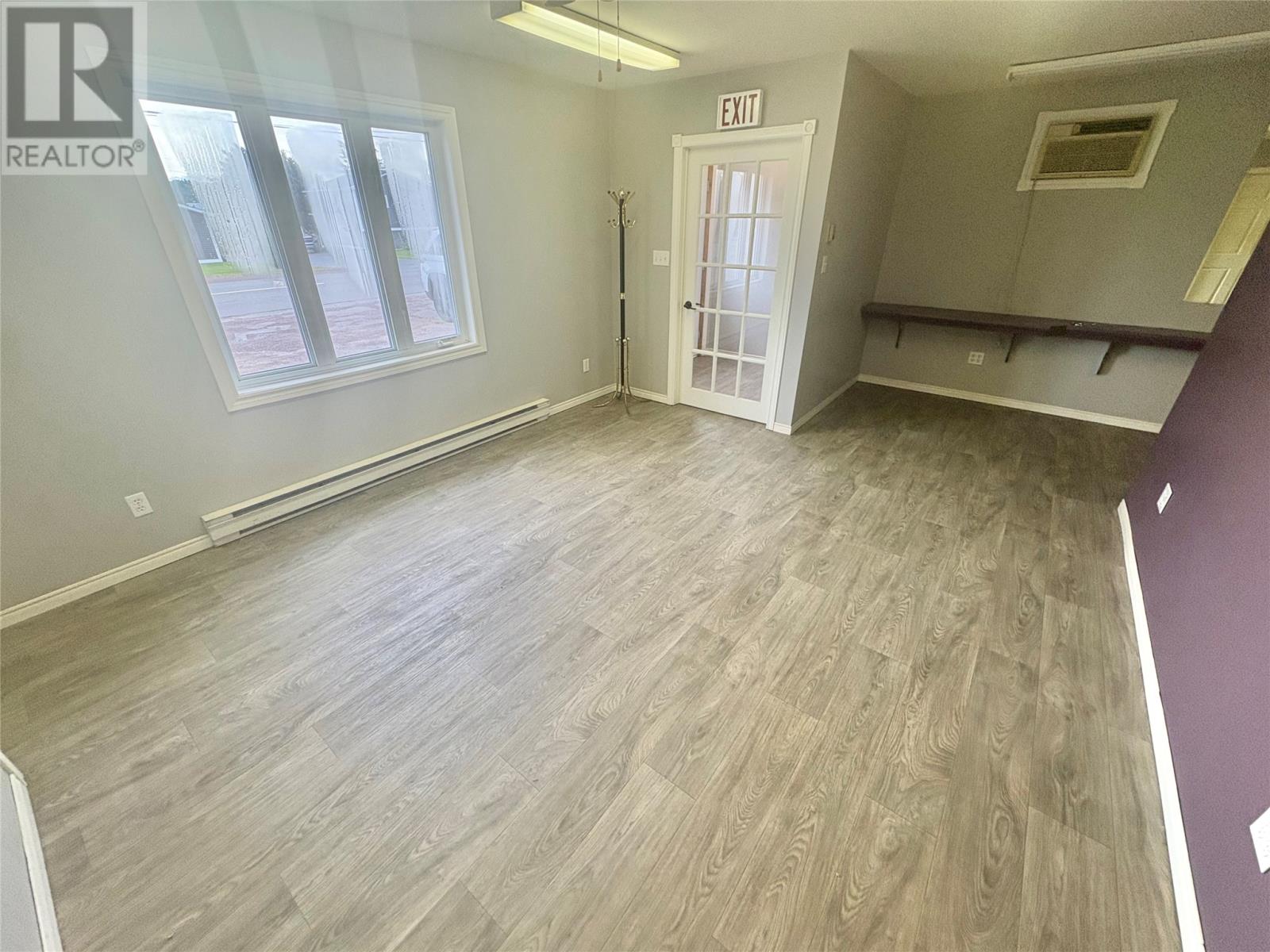 530 Main Street Property Photo 17