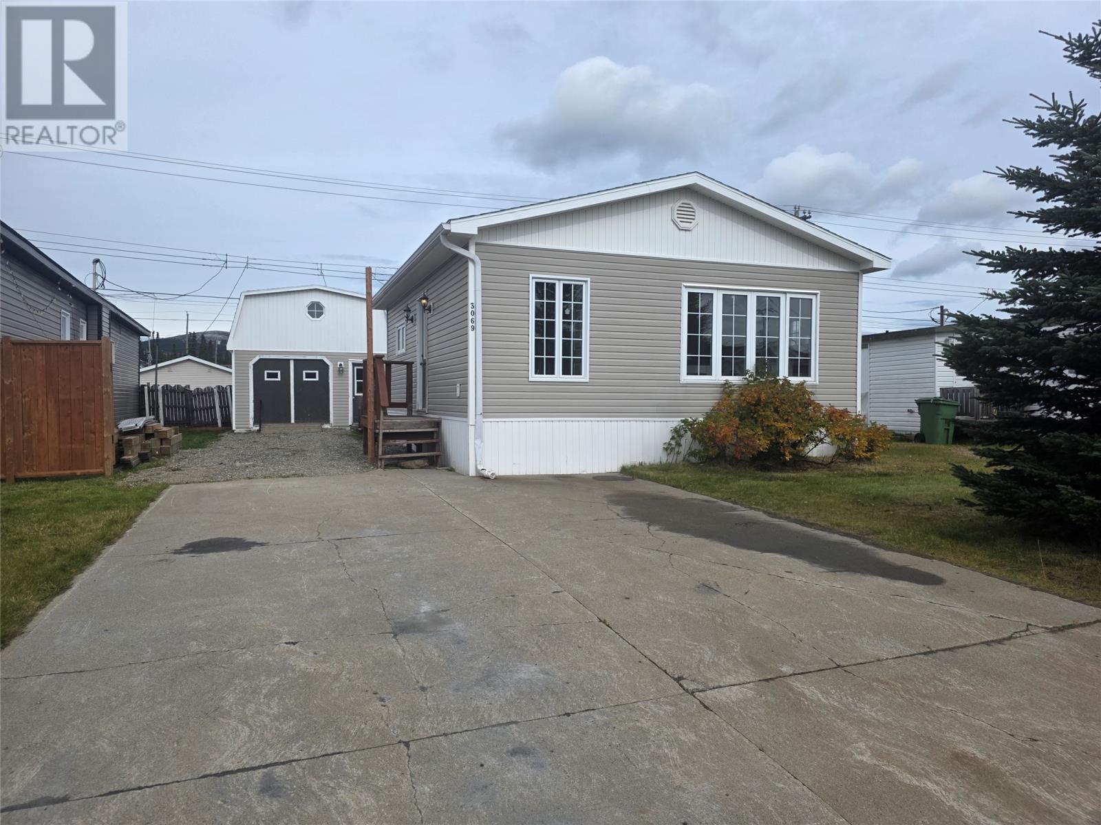 3069 Walsh River Road