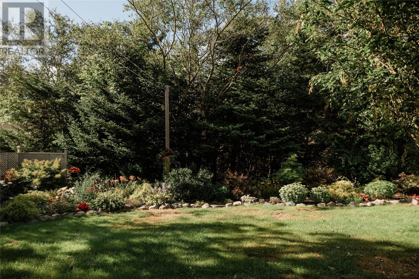 5 Ellard Place Property Photo 36