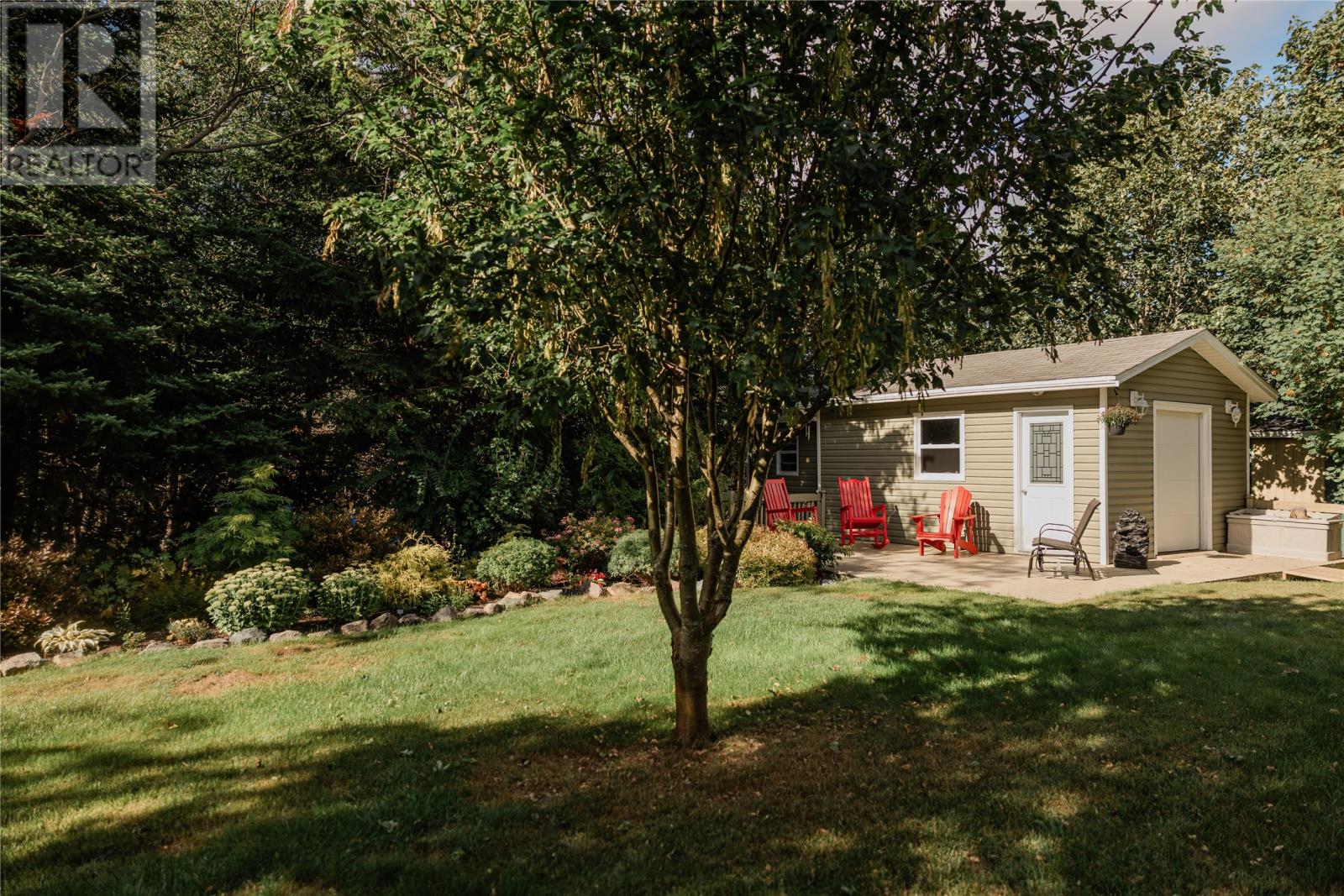 5 Ellard Place Property Photo 37