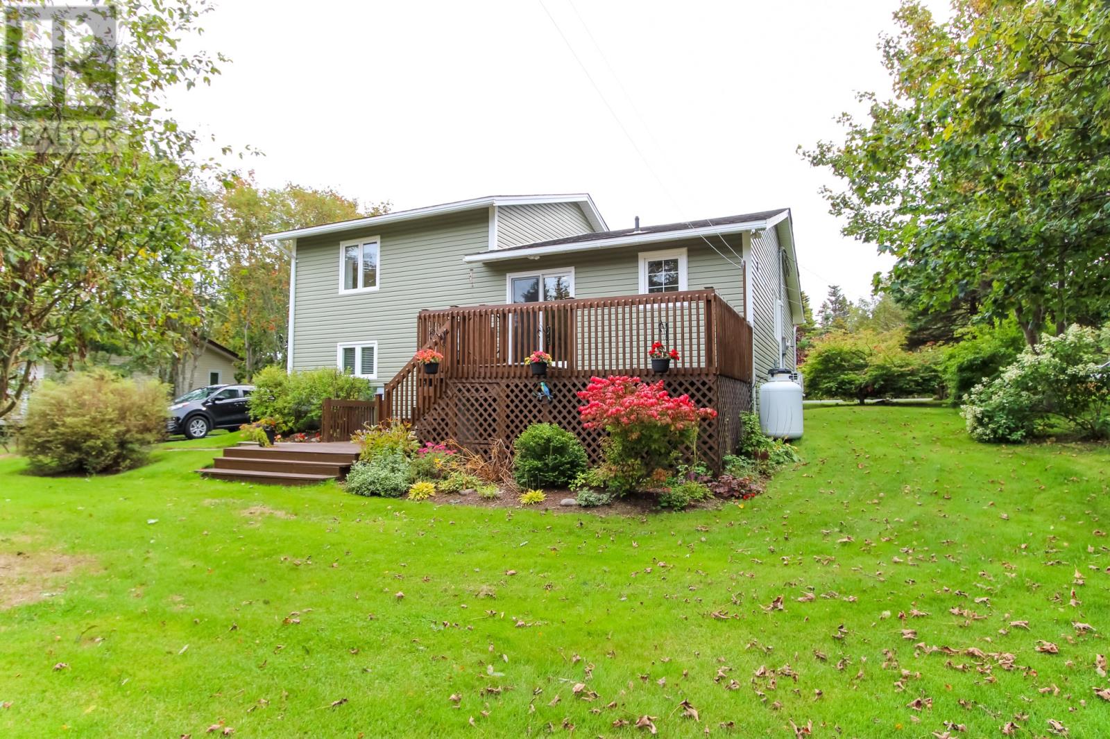 5 Ellard Place Property Photo 43