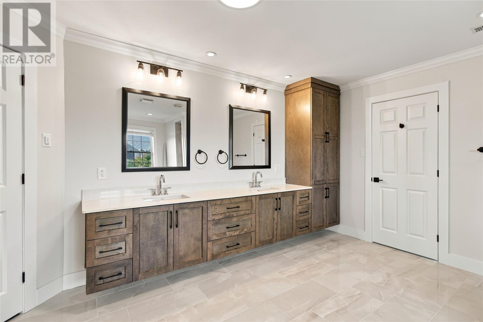11 Hebbard Place Property Photo 28